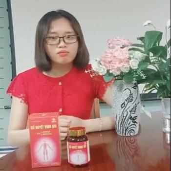 Chị Hạnh Ly 